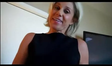 انفرادی بالغ رناتا روی تخت دانلود فیلم های سکسی فول اچ دی