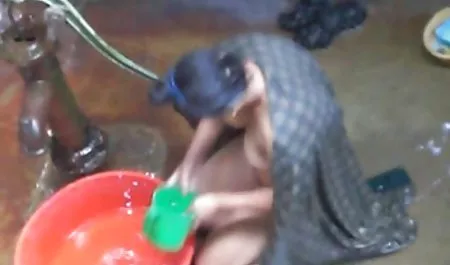 نماینده املاک و مستغلات جولیا آن فول سکسی تلگرام خانه را با مکیدن خروس می فروشد!