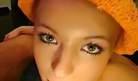 مقعد هیجان انگیز برای خواهر شاخی دانلود پورن فول اچ دی شاخی