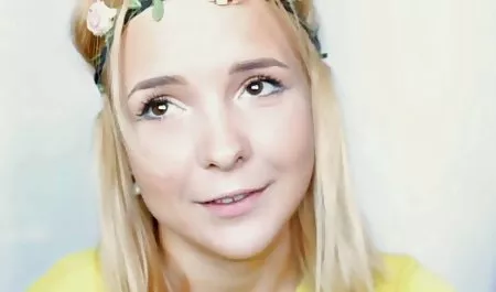 ویدئوی نزدیک از یک مینی گربه بیدمشک شاخی ساحلی برهنه تصاویر سکسی فول