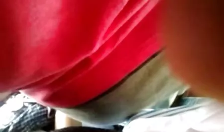 دو حلقه زبانی که ویولت را خال کوبی کرده اند ، به کسی احتیاج دارد که بر آن مسلط شود کلیپ سکسی فول hd