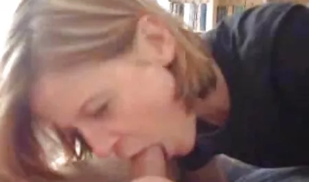 هالی فاکسکس لعنتی Roommate جدید خود را سکس فول اچ