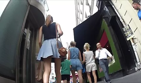 دیلدو عظیم در دوربین کانال فول سکسی اینستاگرام فرشته. دختر بلوند آلمانی بلوند آجیل می رود