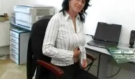 دزد کمی شگفت انگیز آسیایی که دانلود فیلم سکسی فول با تقدیر در دهان مجازات می شود