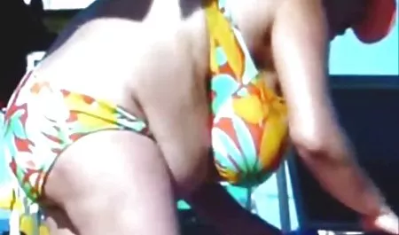 دختر بلوند بیب سکس تمام فول زیبا. خیلی ناز