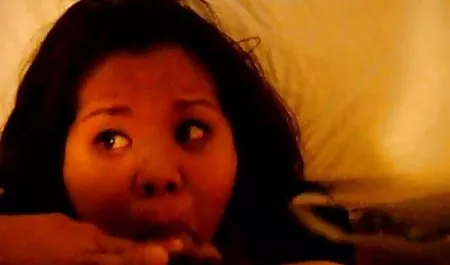 یک بار بزرگ داغ را در تمام کانال فول سکسی پاهای ما ضربه بزنید